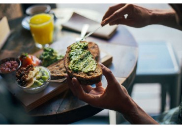  Eating Habits to Lower Your Cholesterol, According to Dietitians